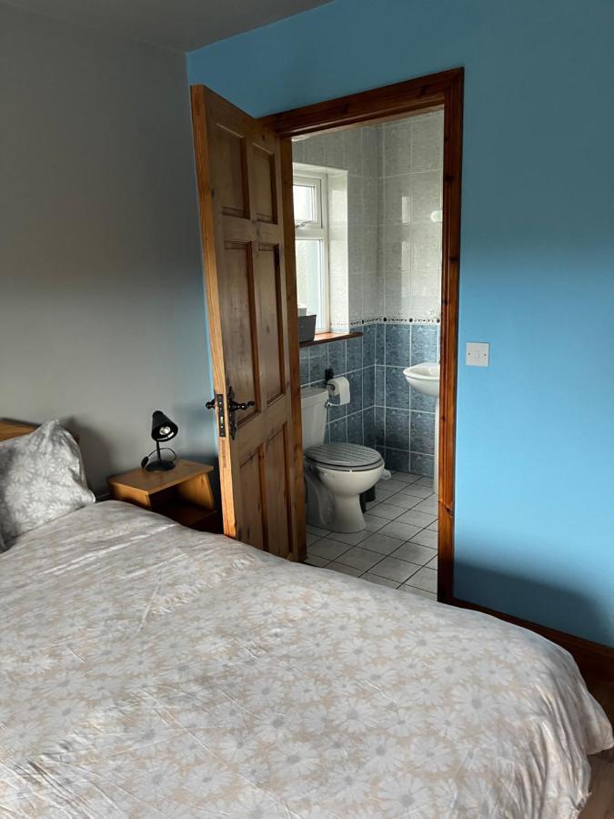 Douglasha House V93RX64 Fossa Eksteriør billede